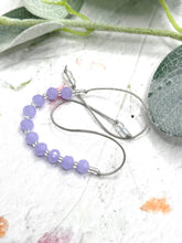 Load image into Gallery viewer, Lilac Faceted Glass Bead 10 Breaths Bracelet for anxiety and stress. 10 Breaths to peace and calm.