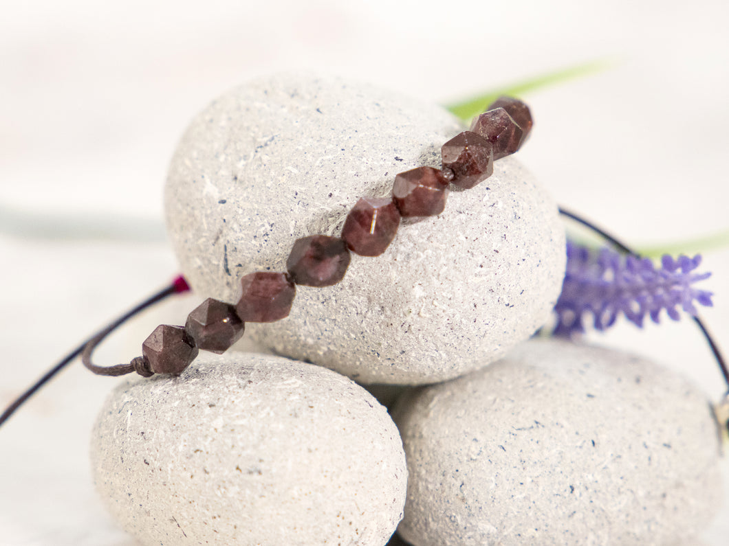 Garnet Bracelet. Semi Precious Stones for counting your breaths, calming bracelet, anxiety bracelet
