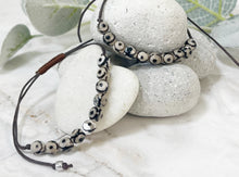 Load image into Gallery viewer, Tibetan Agate - Original Colours
