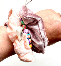 Load image into Gallery viewer, Gift Set for Her, The Ultimate Unwind and Chill Care Gift from BREATHE, Letterbox Gift
