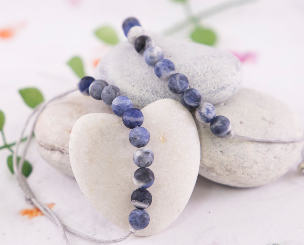 Sodalite Natural serum Precious Stone Bracelet, anxiety Bracelet, Calming Bracelet, Meditation Bracelet